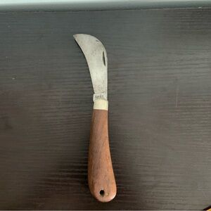 Vintage Case XX 11011 Hawkbill Wood Handle Folding Pocket Knife.